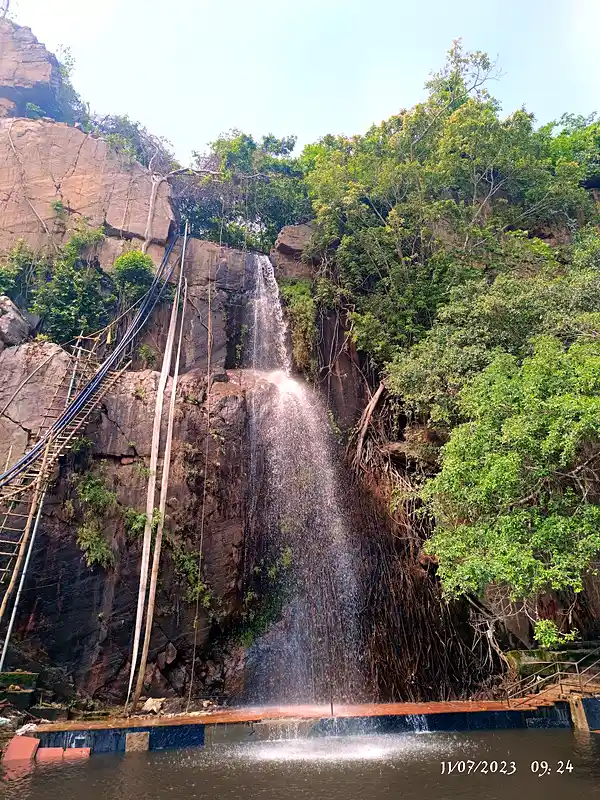 Kakolat Waterfall