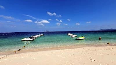 Khai Nui Beach