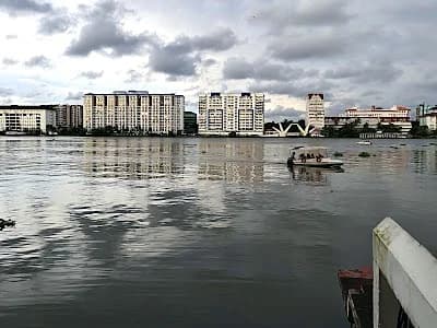Kochi Marina