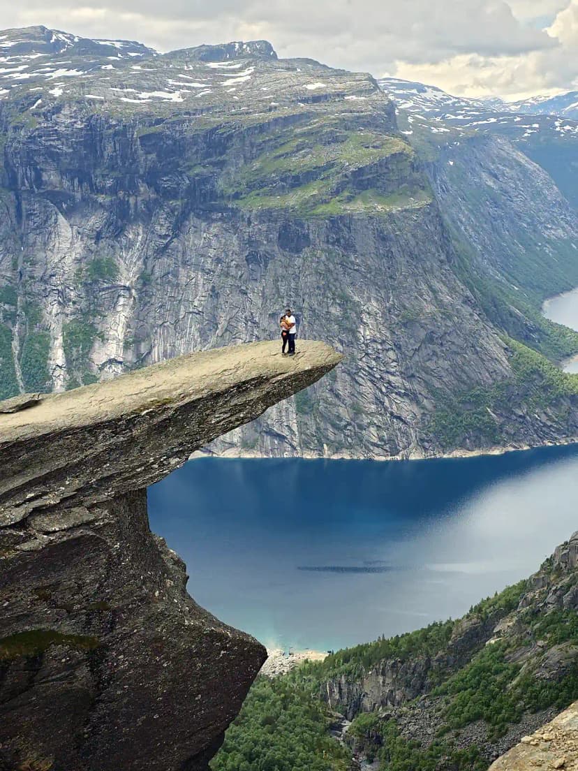 Trolltunga