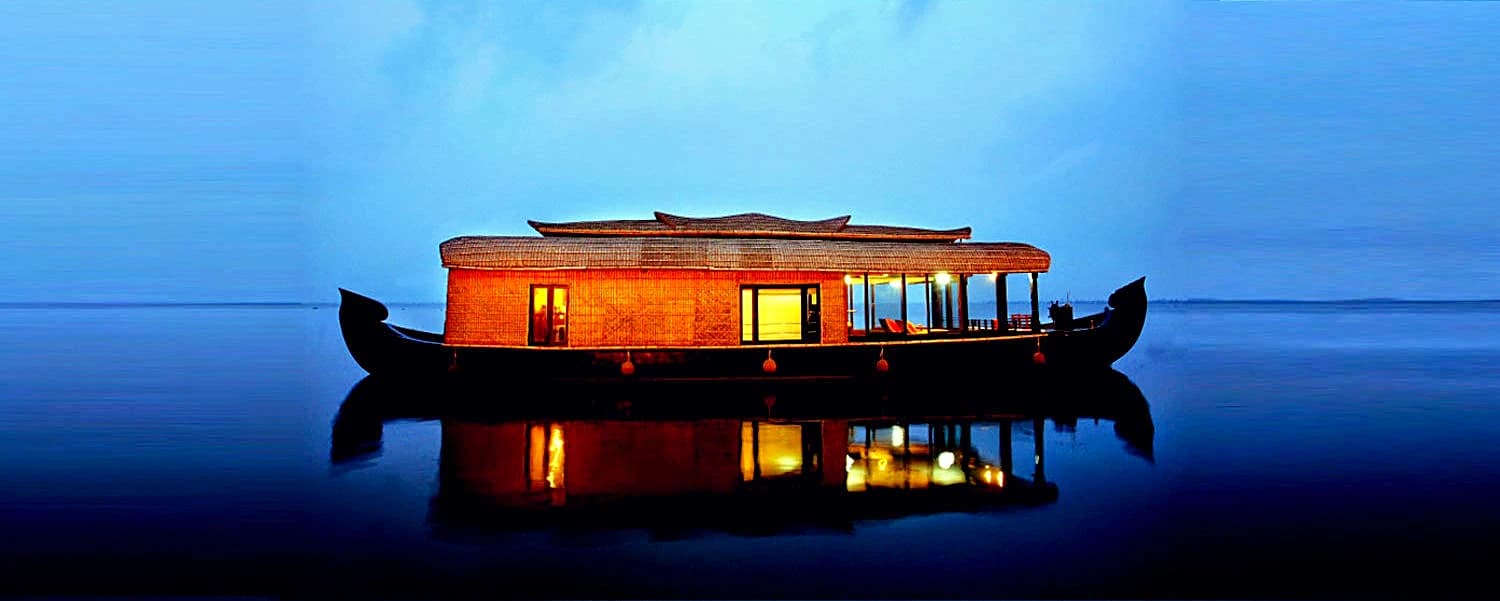 houseboat on Kerala backwaters in Alleppey a one night long weekend trip from Kochi