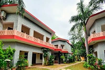 Resort property in Ranthambore, the type of independent listing a cloned booking site would target
