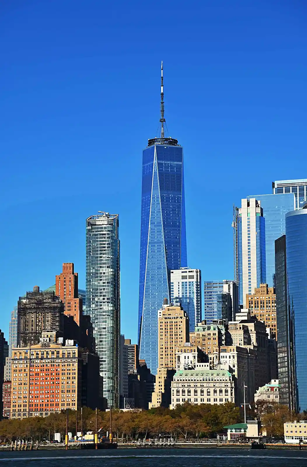 One World Trade Center in New York, backdrop for stricter carry-on baggage rules 2026