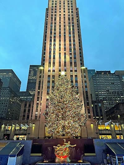 Rockefeller Center in New York, departure point for US carriers enforcing stricter baggage rules