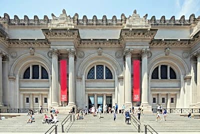 The Metropolitan Museum of Art on Museum Mile, a quiet offbeat New York morning stop